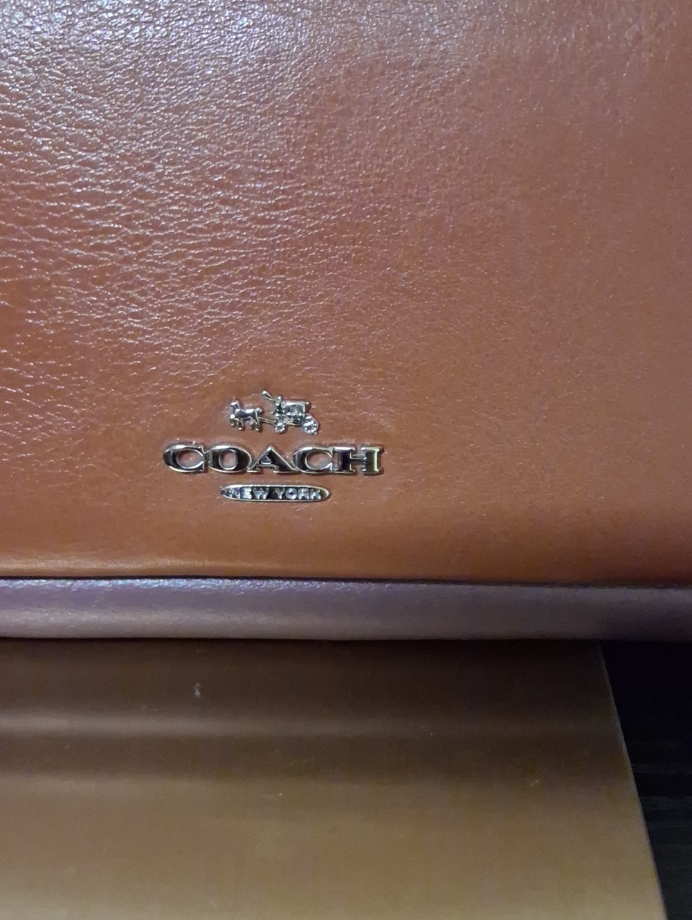 Coach BUNDLE CLUTCH AND SNEAKERS SIZE 7.5 - Picture 5 of 16